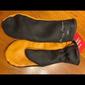 Tough Mitts by Stormy Kromer.